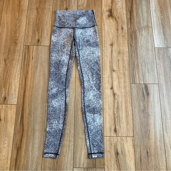 Lululemon High Waisted Leggings - 4 - Gray Marbled - Picture 4 of 12